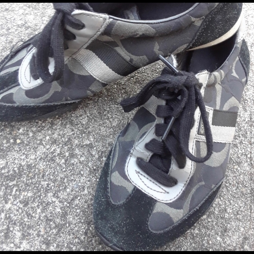Coach shoes - Picture 2 of 4